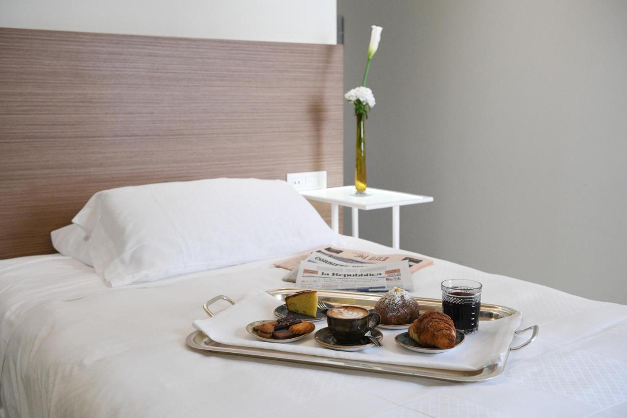 Hotel Marelet Treviglio Kültér fotó